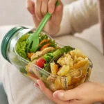 Side-open salad jar review hero image showing leakproof meal prep jar with fresh salad